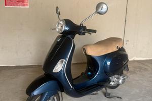 Piaggio Vespa LX 125