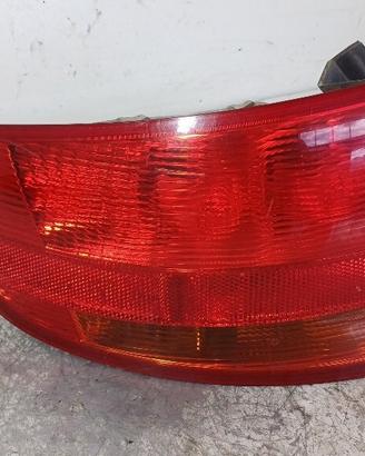 STOP FANALE POSTERIORE SINISTRO AUDI A3 Sportback