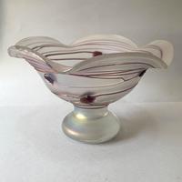 Vaso in vetro viola iridescente primi ‘900