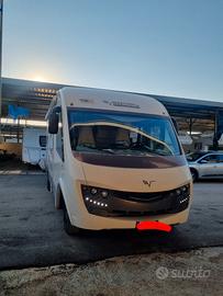 Camper motorhome mh84
