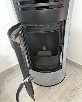 stufa a pellet come nuova 