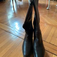 Stivali al ginocchio in pelle marrone