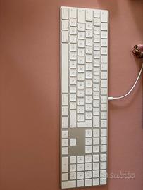 Magic Keyboard Apple