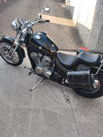 Honda Shadow  600