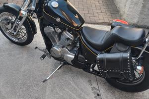 Honda Shadow  600