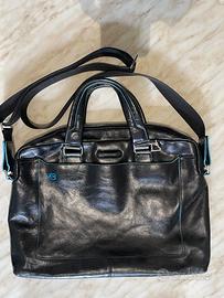 PIQUADRO ORIGINALE IN PELLE NERA – BORSA 24 ORE /