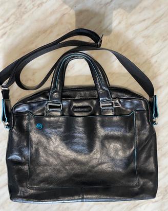 PIQUADRO ORIGINALE IN PELLE NERA – BORSA 24 ORE /