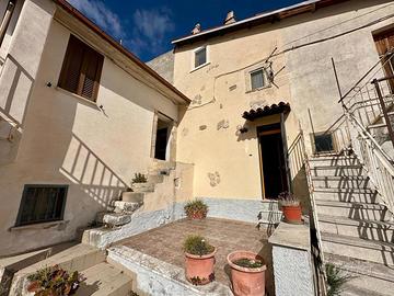 Casa Indipendente L'Aquila [GRO688VRG]