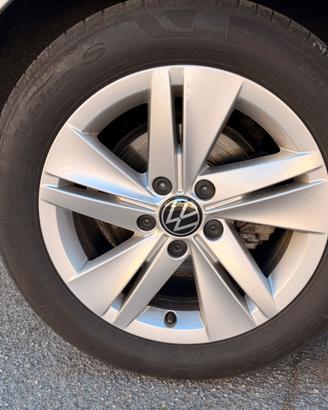 4 ruote vw golf viii 8 16”