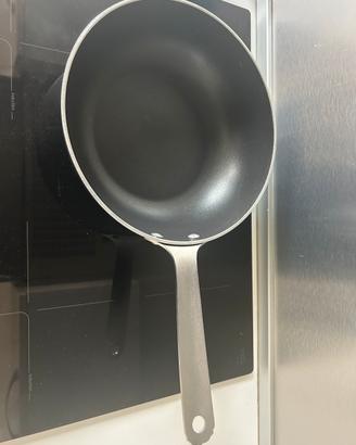 Padella Alessi serie Dressed