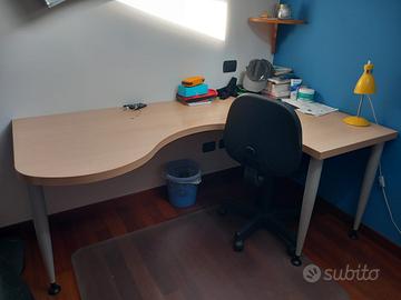 Scrivania cameretta/ufficio