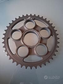 Corona in ergal CHR 40 denti per Ducati