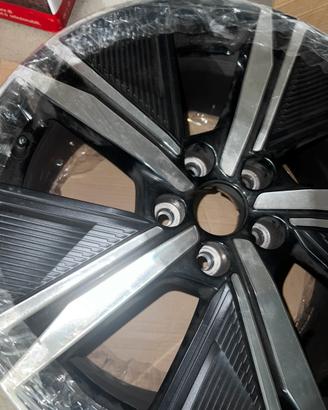 Cerchi da 18’ originali Peugeot