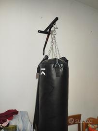 sacco da box con staffa