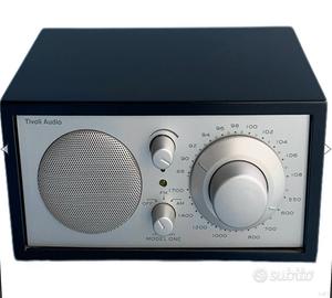 Radio Tivoli model one argento/nero. Perfetta