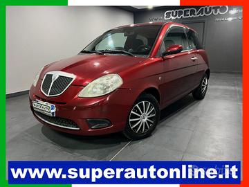 Lancia Ypsilon 1.2 8v Argento