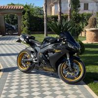 Yamaha YZF R1 - 2005