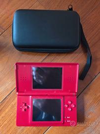 NINTENDO DS LITE con R4