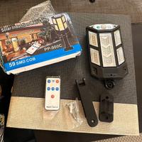 Faro led solare da esterno con telecomando