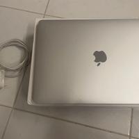 Macbook air 2020 i5 8gb ram ssd 256