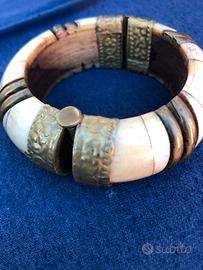 Bracciale vintage metallo e corno