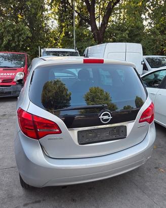OPEL MERIVA DEL 2011 PER RICAMBI