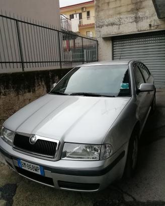 Auto d'epoca Skoda Octavia Elegance iscritta ASI