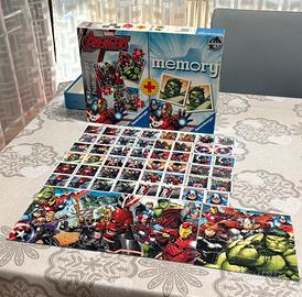 3 puzzle piccoli da 18x18 + tessere memory