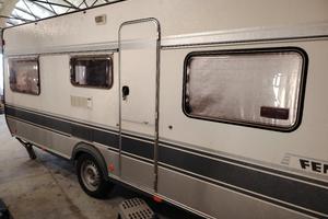 Roulotte FENDT 530 A 