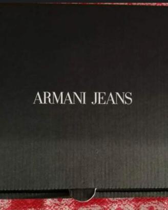 Set cappello e guanti Armani jeans
