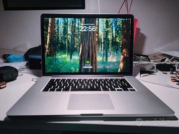 MacBook Pro 15 - 1tb ssd 16gb Ram
