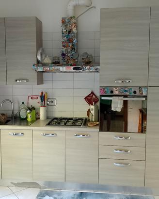 cucine lineare 3metri con forno frigo  piano co 