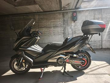 kymco ak 550