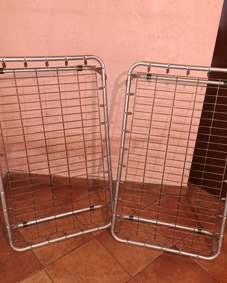 Due brandine in alluminio per cani