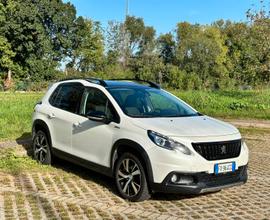 Splendida Peugeot 2008 1.2 GT Line - 50000 km