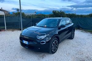 Fiat 600 Hybrid 110 CV DCT MHEV La Prima