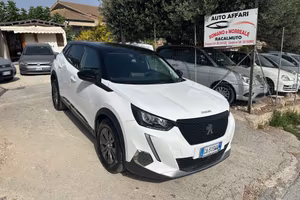 Peugeot 2008 BlueHDi 100 S&S Allure