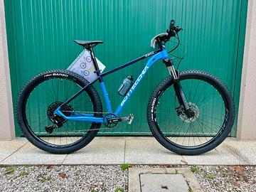 MOINTAIN BIKE NUOVA!!!