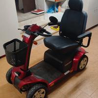 Scooter elettrico per anziani e disabili