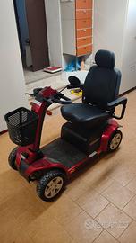 Scooter elettrico per anziani e disabili