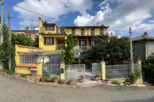 CASA SEMINDIPENDENTE A SANTA MARIA DELLA VERSA