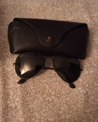 Ray-Ban Aviator Classic (modello RB L2823)