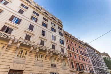 2 LOCALI A ROMA