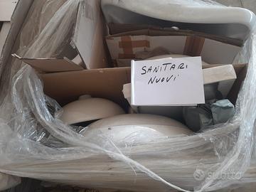 Pancale di sanitari nuovi