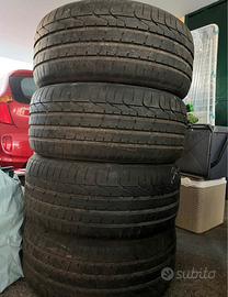 Pneumatici seminuovi 255/40/19