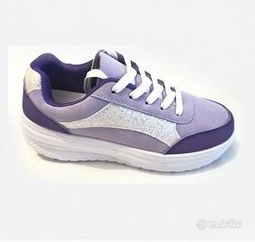 Scarpe sportive viola (calzano come un 35)