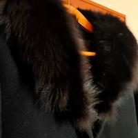 cappotto di panno con collo di pelliccia smontabil