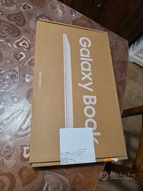 Samsung Galaxy Book4 Nuovo! Sigillato! Garanzia 27