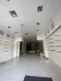 Immobile di 100 m² con 2 locali a Cremona
