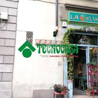 NEGOZIO A FIRENZE